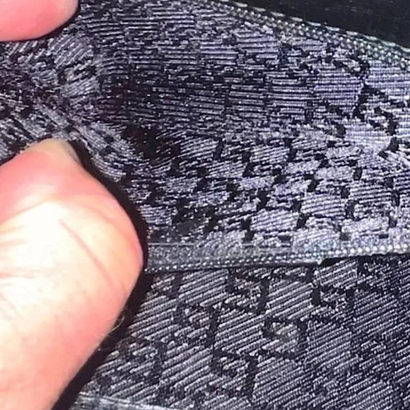 Authentic Gucci Tom Ford G Clasp Handbag - Picture 8 of 10